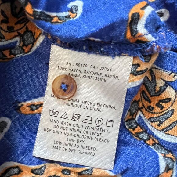 Conversations by Anthropologie Top 2 Blue Leopard Print Tie Front Button Up 17 - Picture 9 of 11